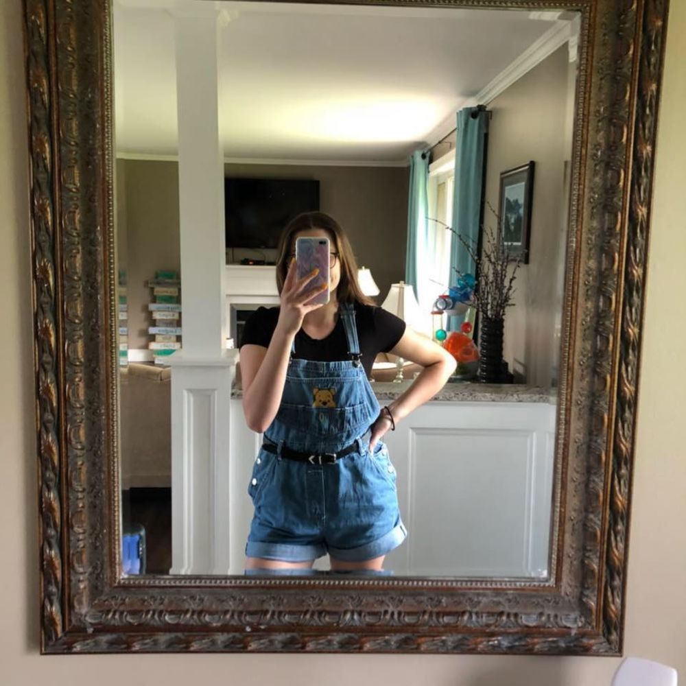 Meet your Posher, Madison